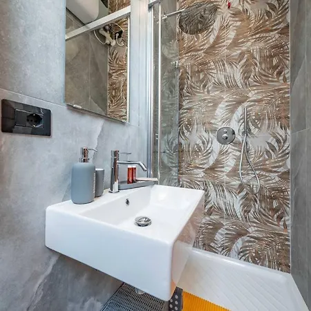 Lägenhet 10 Minuti Dal Centro - Il Bambu Modern Apartment *